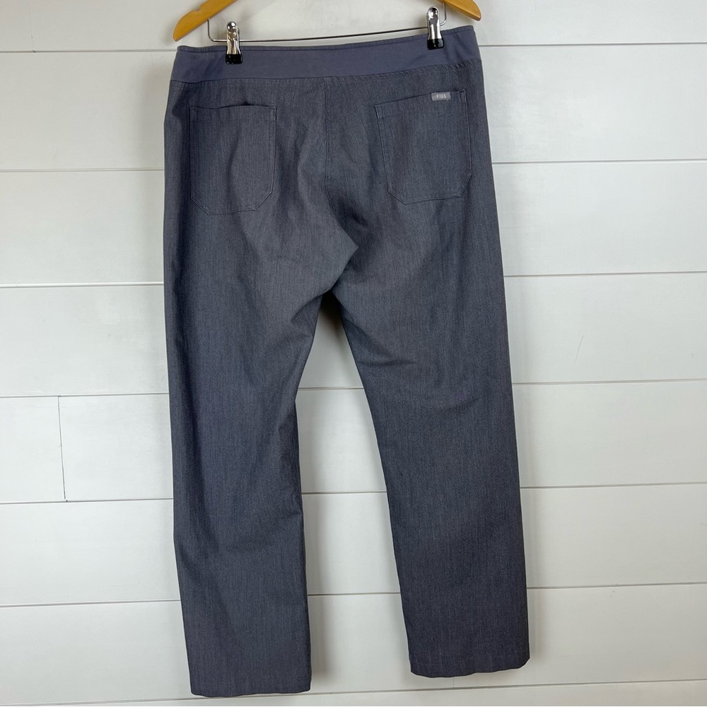 Figs Size Large Livingston Basic Scrub Pants Grap… - image 6